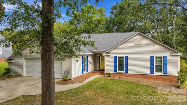 4701 Dawnridge Drive, Charlotte, NC 28226