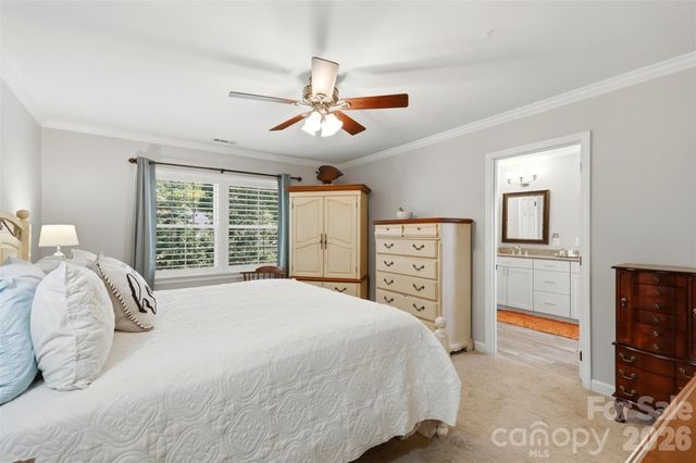 4701 Dawnridge Drive, Charlotte, NC 28226