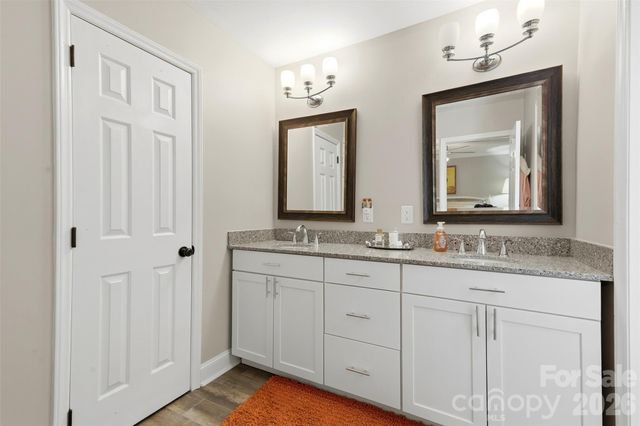 4701 Dawnridge Drive, Charlotte, NC 28226