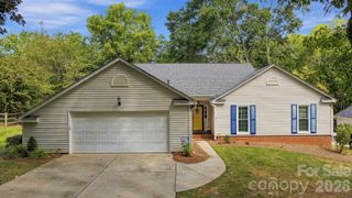 4701 Dawnridge Drive, Charlotte, NC 28226