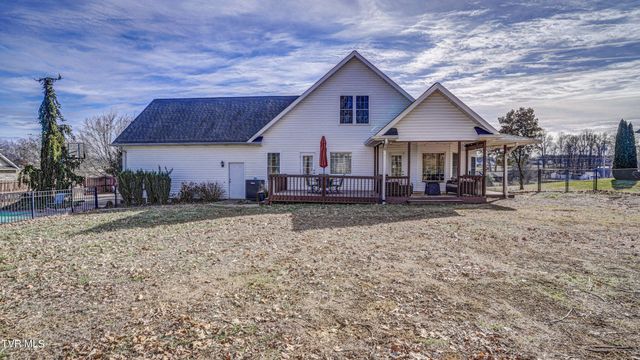 1828 Weaver Branch Road, Piney Flats, TN 37686