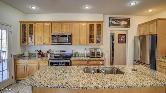 1828 Weaver Branch Road, Piney Flats, TN 37686