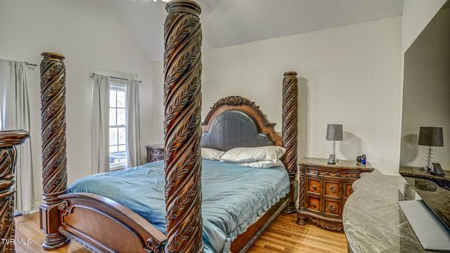 1828 Weaver Branch Road, Piney Flats, TN 37686