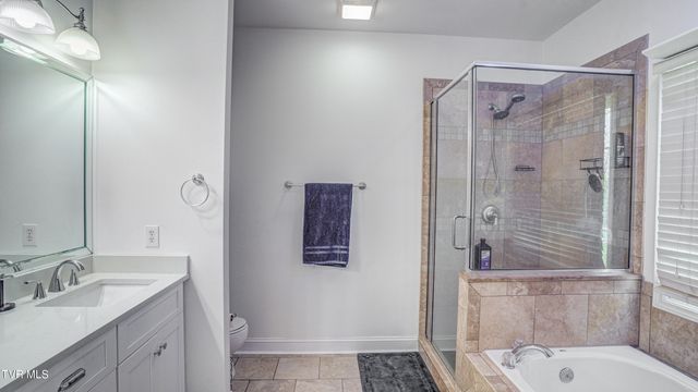 1828 Weaver Branch Road, Piney Flats, TN 37686