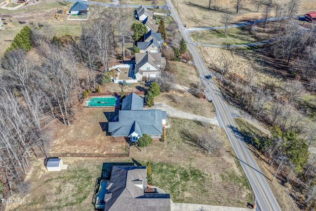 1828 Weaver Branch Road, Piney Flats, TN 37686