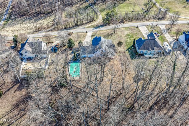 1828 Weaver Branch Road, Piney Flats, TN 37686