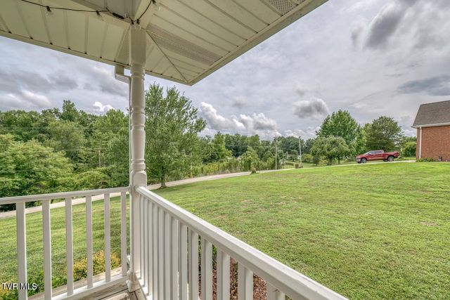 1828 Weaver Branch Road, Piney Flats, TN 37686