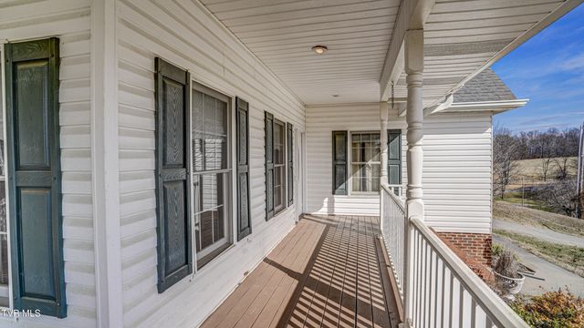 1828 Weaver Branch Road, Piney Flats, TN 37686