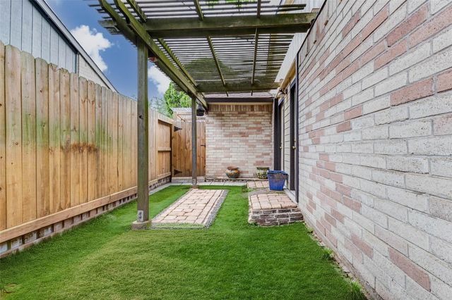 4730 Cairnlomond Street, Houston, TX 77084