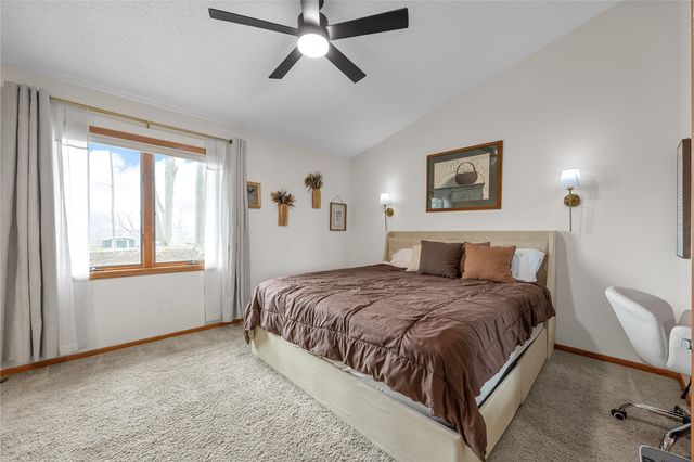 1708 Whitters Way NW, Cedar Rapids, IA 52405