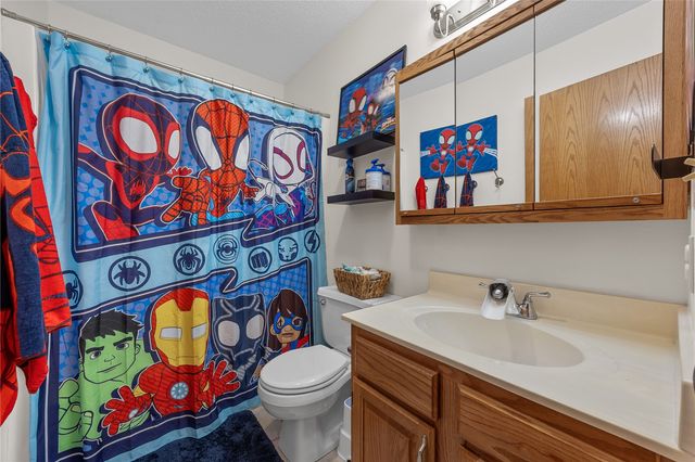 1708 Whitters Way NW, Cedar Rapids, IA 52405