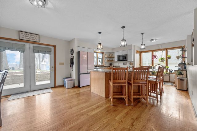 1708 Whitters Way NW, Cedar Rapids, IA 52405