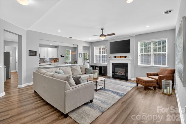 10011 King George Lane, Waxhaw, NC 28173