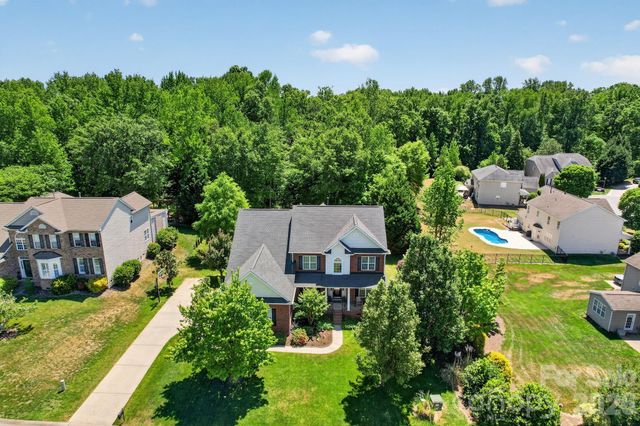 10011 King George Lane, Waxhaw, NC 28173