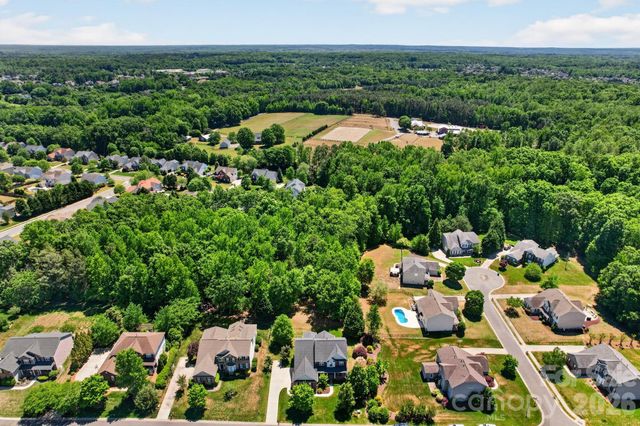 10011 King George Lane, Waxhaw, NC 28173