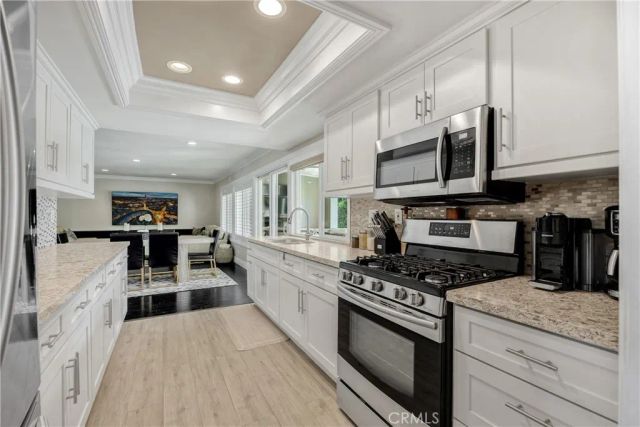 1320 N Van Gogh Circle, Orange, CA 92867