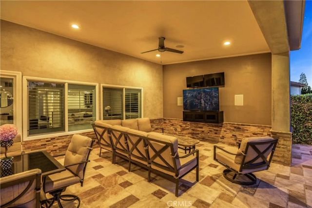 1320 N Van Gogh Circle, Orange, CA 92867