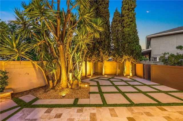 1320 N Van Gogh Circle, Orange, CA 92867