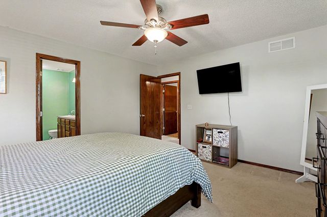 13718 W Autumn Ridge St, Wichita, KS 67235