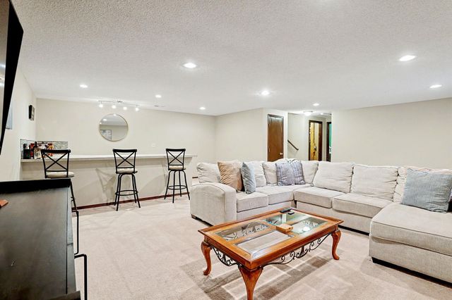 13718 W Autumn Ridge St, Wichita, KS 67235