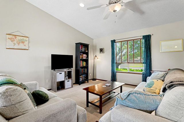 13718 W Autumn Ridge St, Wichita, KS 67235