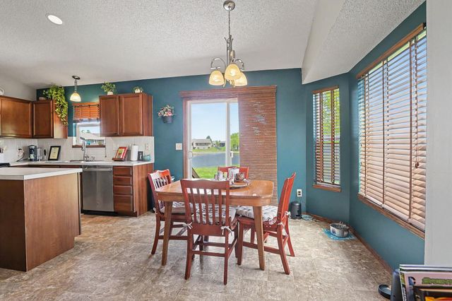 13718 W Autumn Ridge St, Wichita, KS 67235