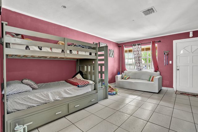 2040 NE 2nd Terrace, Pompano Beach, FL 33060