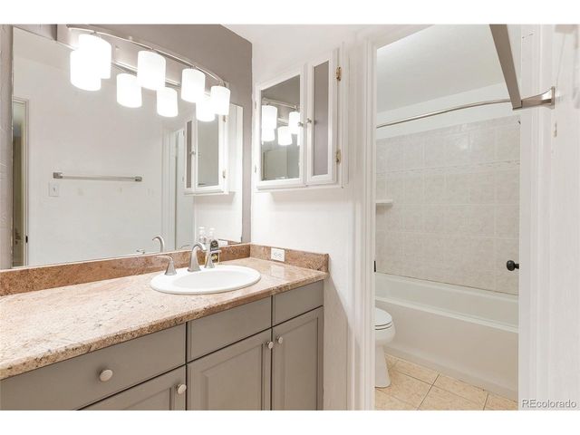10165 W 25th Ave 103, Lakewood, CO 80215