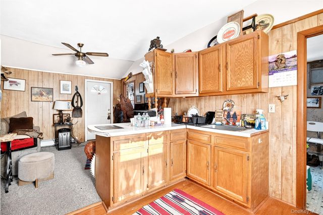 33 E Crossman Avenue, Monroe, NY 10950