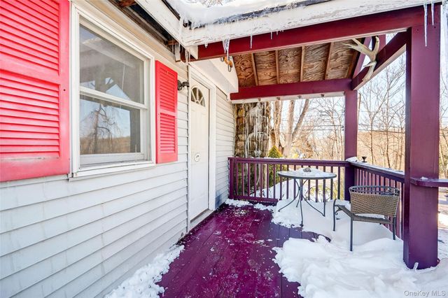 33 E Crossman Avenue, Monroe, NY 10950