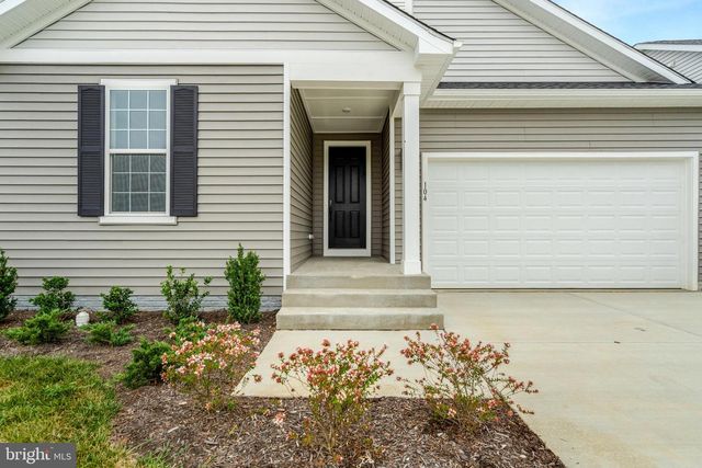 104 MIDSUMMER, Middletown, VA 22645
