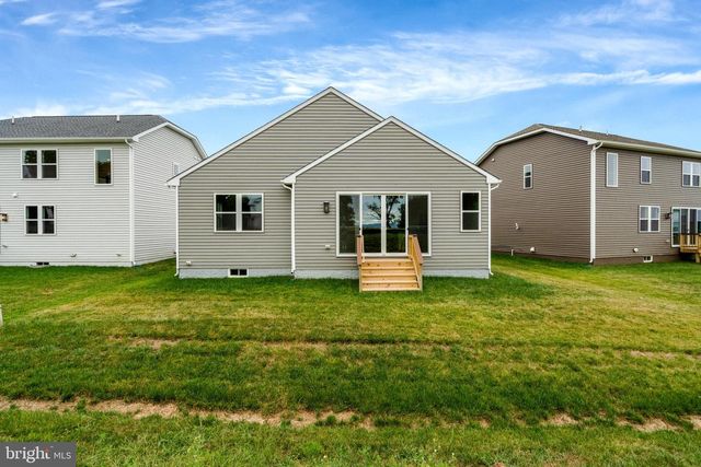 104 MIDSUMMER, Middletown, VA 22645