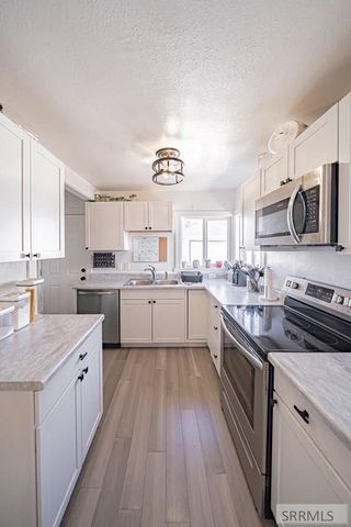 155 E Crowley Street, Idaho Falls, ID 83402