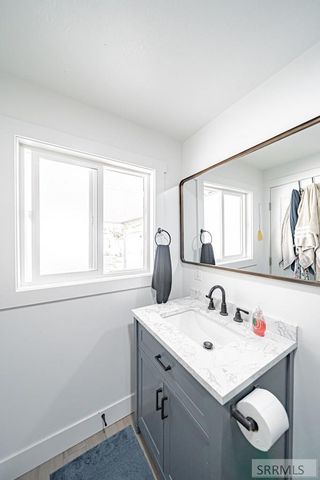 155 E Crowley Street, Idaho Falls, ID 83402