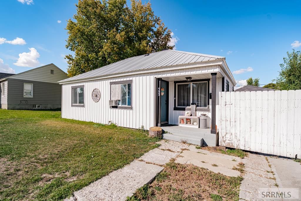155 E Crowley Street, Idaho Falls, ID 83402