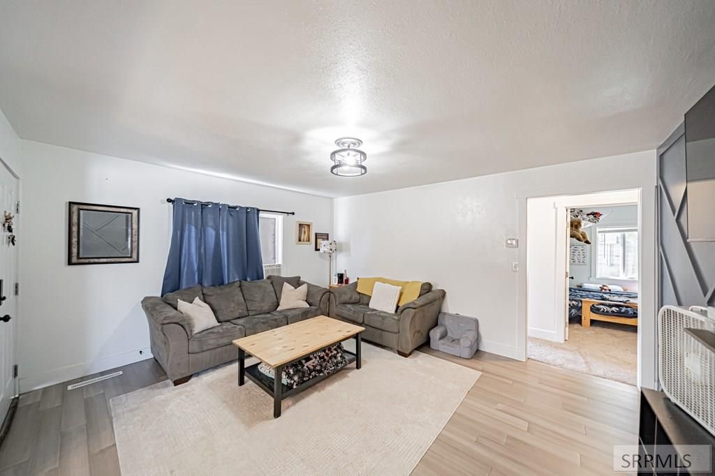 Image 10 of property listing at 155 E Crowley Street, Idaho Falls, ID 83402