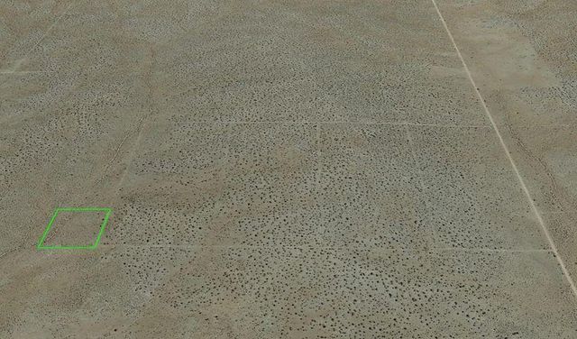 Vic Ave E12 & 215th St E, Lancaster, CA 93535