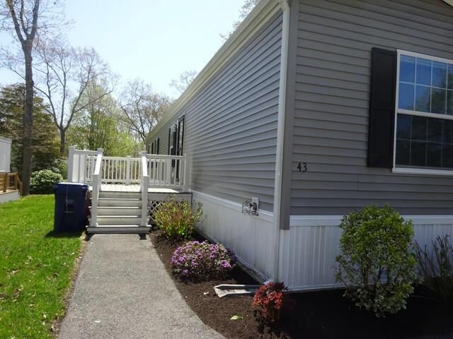 43 Great Hill Drive, West Wareham, MA 02576