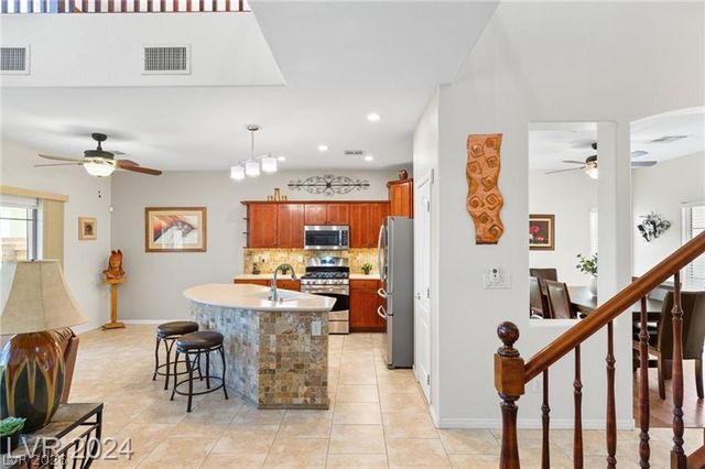 4224 Governors Hill Street, Las Vegas, NV 89129