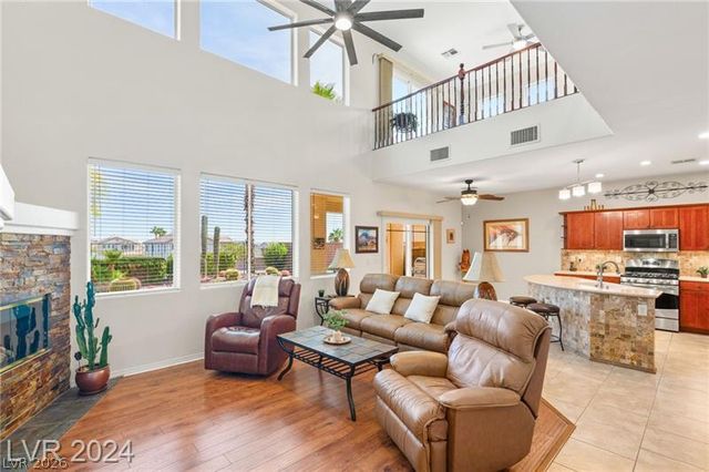 4224 Governors Hill Street, Las Vegas, NV 89129