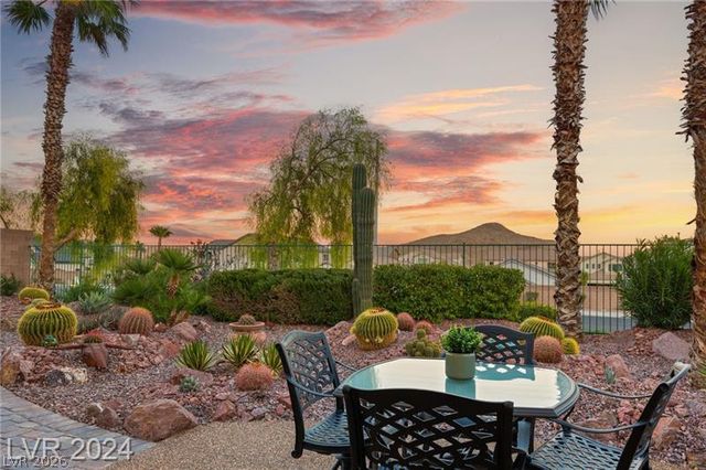 4224 Governors Hill Street, Las Vegas, NV 89129
