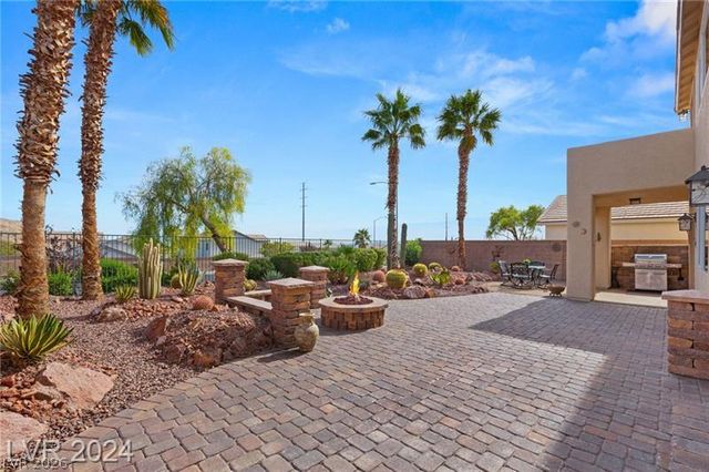 4224 Governors Hill Street, Las Vegas, NV 89129