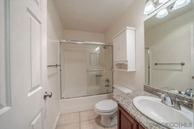 3625 ash 14, San Diego, CA 92105