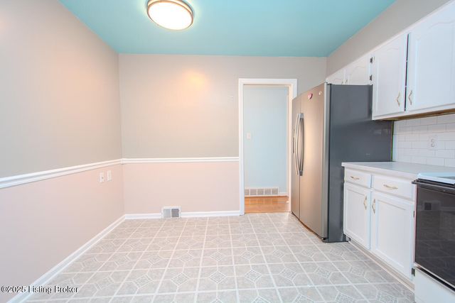 3818 Downing Way Way, Louisville, KY 40218