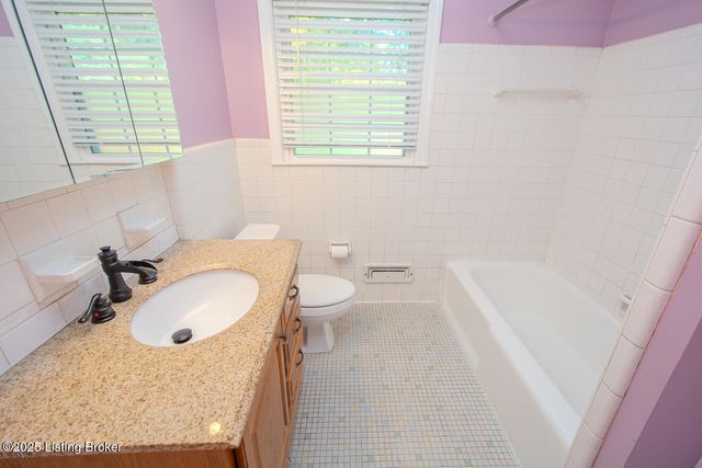 3818 Downing Way Way, Louisville, KY 40218