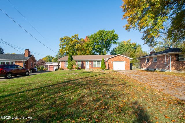 3818 Downing Way Way, Louisville, KY 40218
