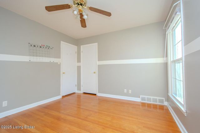 3818 Downing Way Way, Louisville, KY 40218