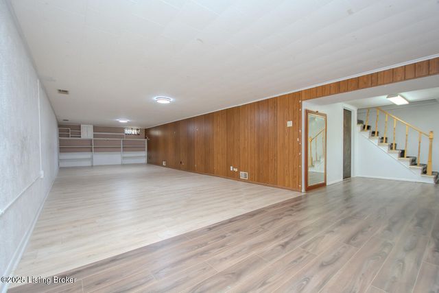 3818 Downing Way Way, Louisville, KY 40218