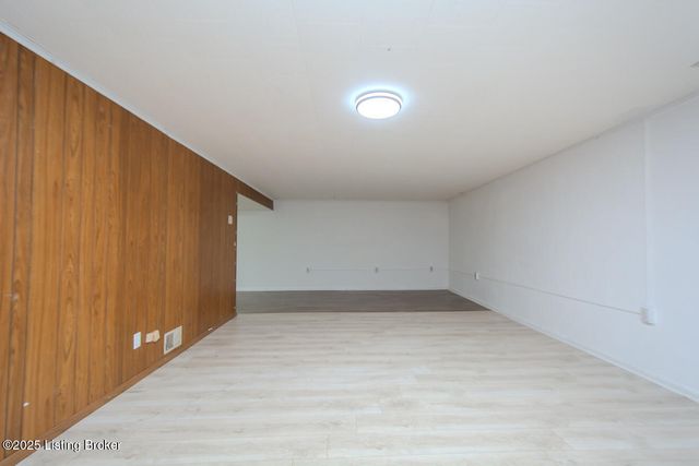 3818 Downing Way Way, Louisville, KY 40218