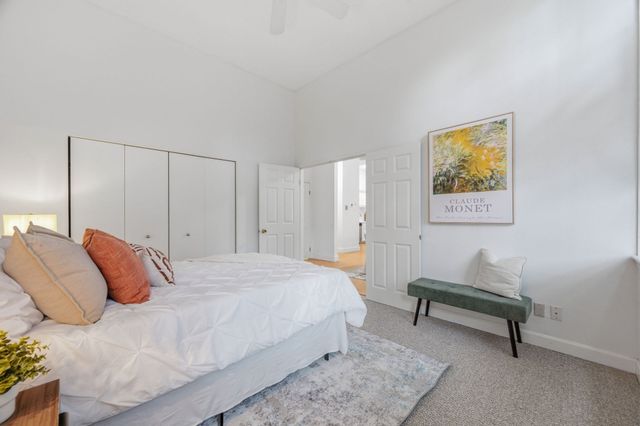 48 Forest St 104, Medford, MA 02155